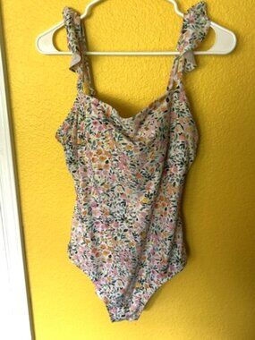 Kona Sol One Piece Pink Multicolor Ditzy Floral size L Adjustable Flutter Straps